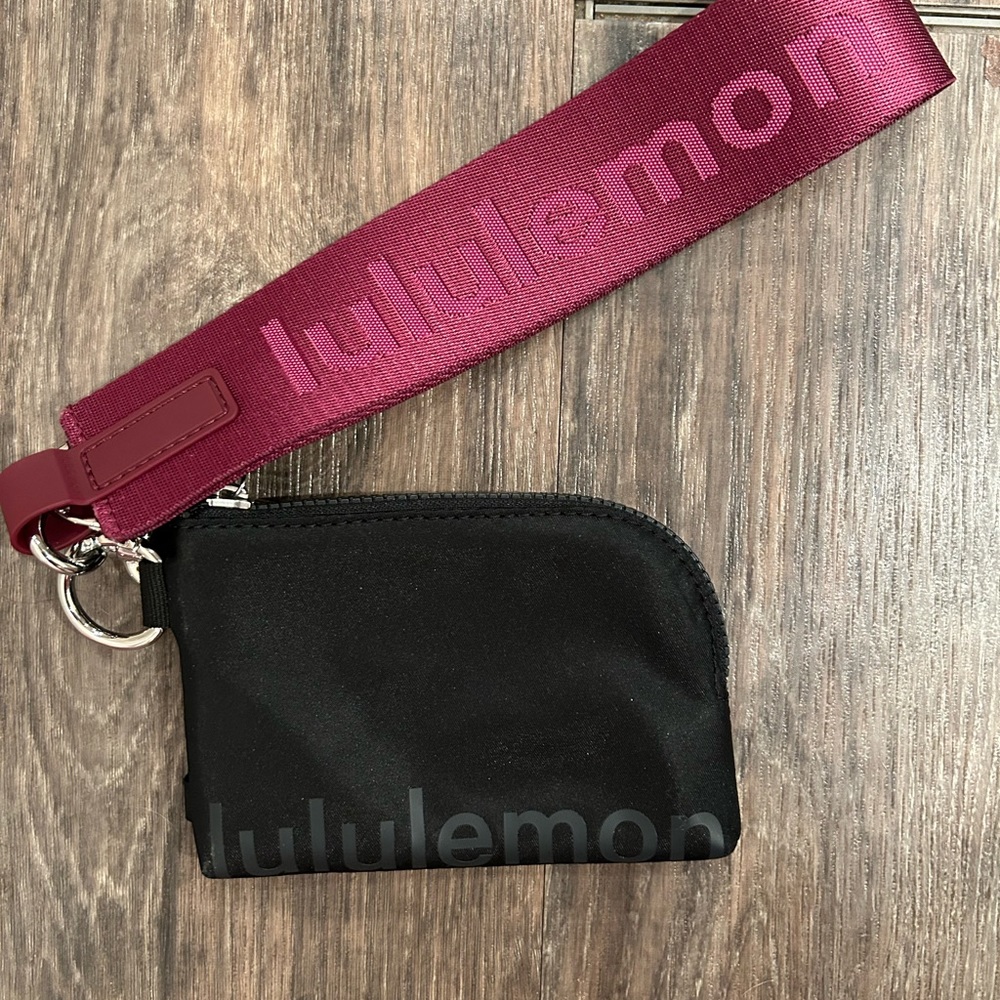 Lululemon Wallet & Keychain